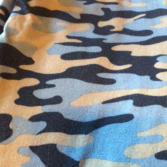 Boys 5t outfit great condition - Picture 3 of 5